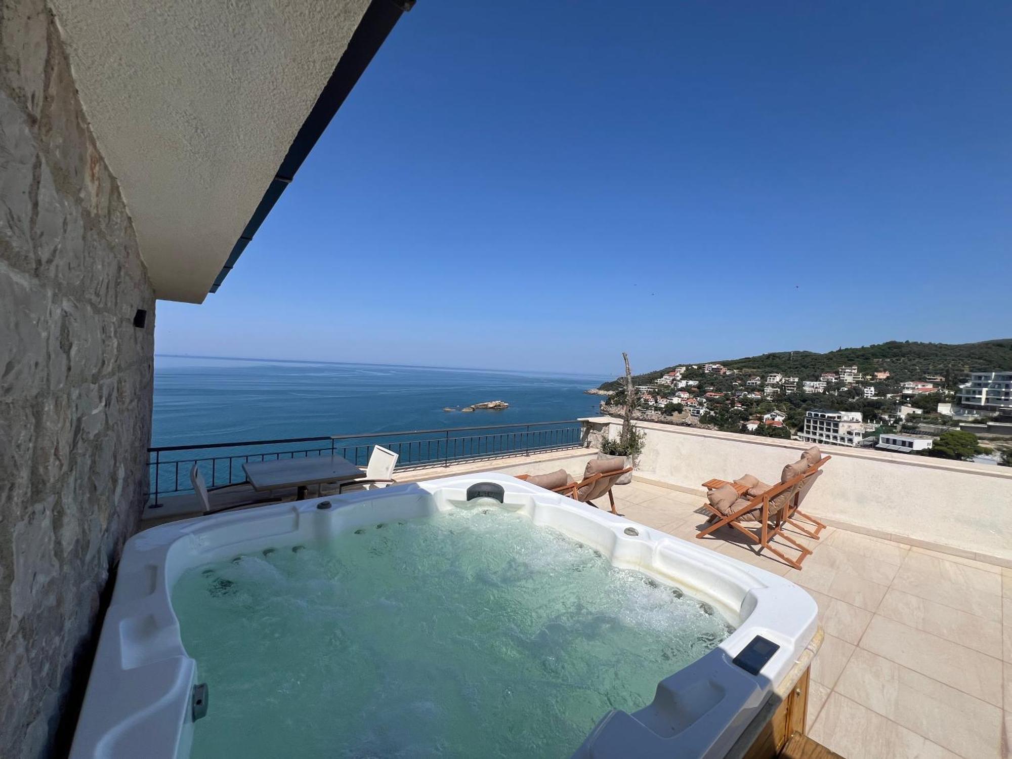 Hotel Pirate Old Town Ulcinj Exterior photo